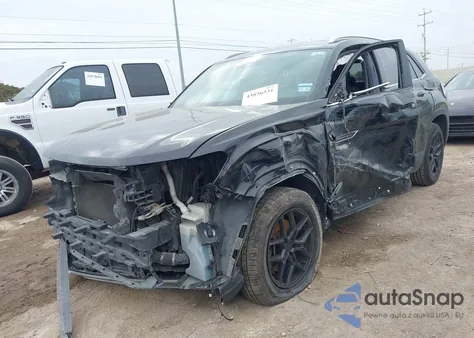 2021 Volkswagen Atlas Cross Sport 2.0T S z USA, uszkodzony, nr VIN 1V2AC2CA6MC236540